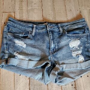 Denim Distressed Roll-Cuff Women's Shorts - Light Blue